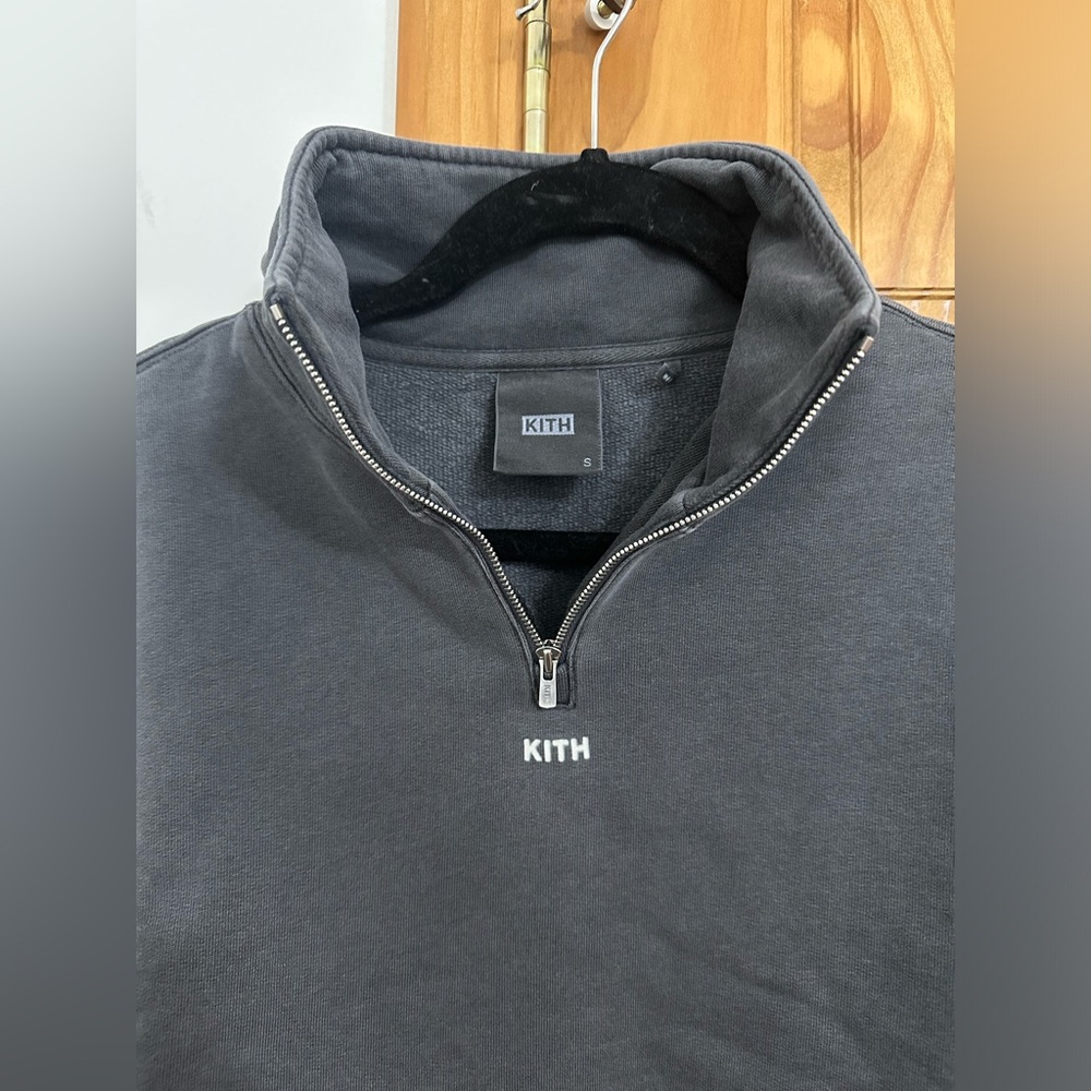 Kith gray 1/4 cropped zip size small